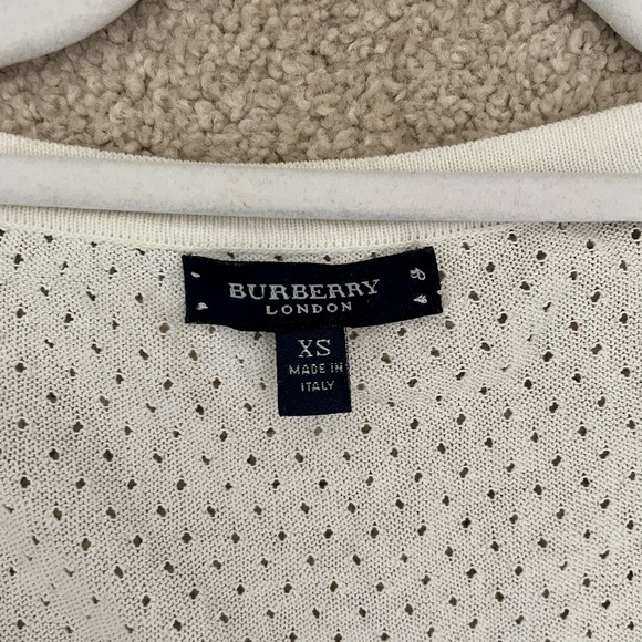 Burberry cream lightweight cotton blend sleeveless top with perforated design - Picture 2 of 12